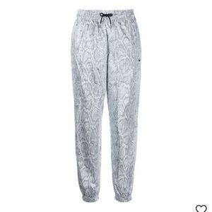 Nike | Pants \u0026 Jumpsuits | Nike Snake 